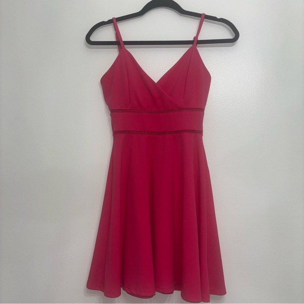 Chic Pink Sleeveless Dress